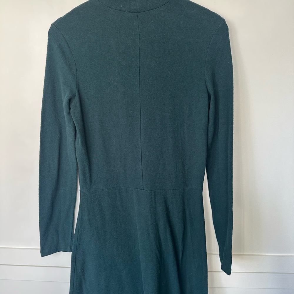 Vince long sleeved mock neck dress Petite Small in gorgeous green - Picture 5 of 5